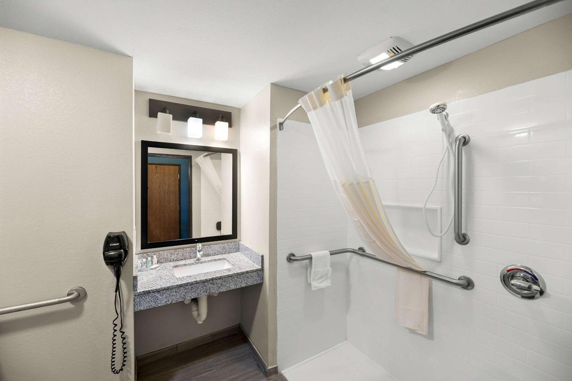 Quality Inn & Suites Big Spring Exteriör bild