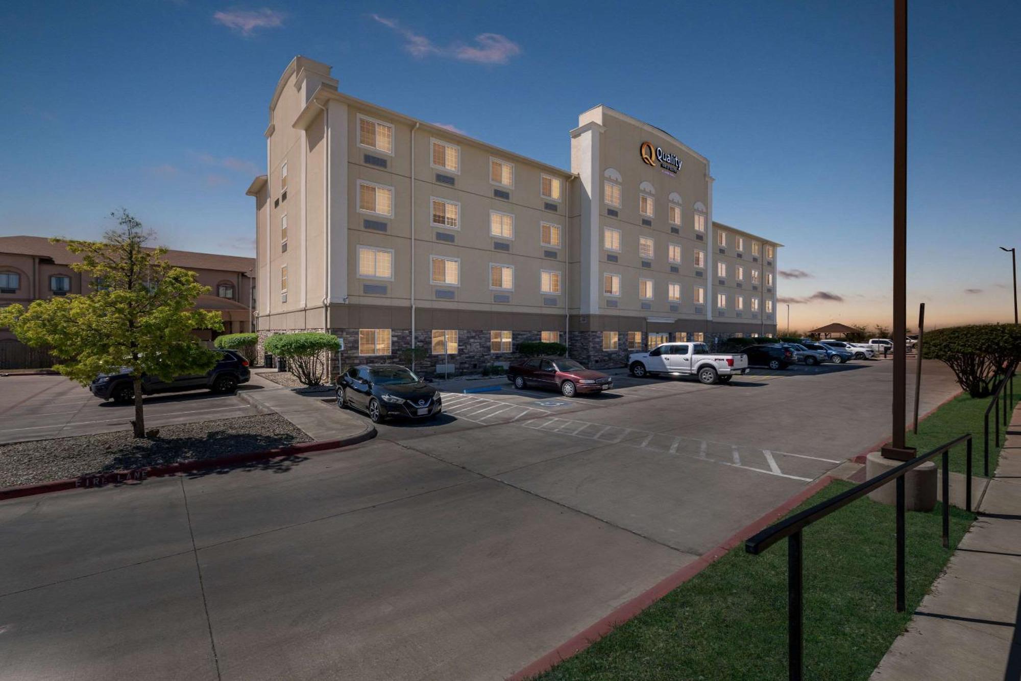 Quality Inn & Suites Big Spring Exteriör bild