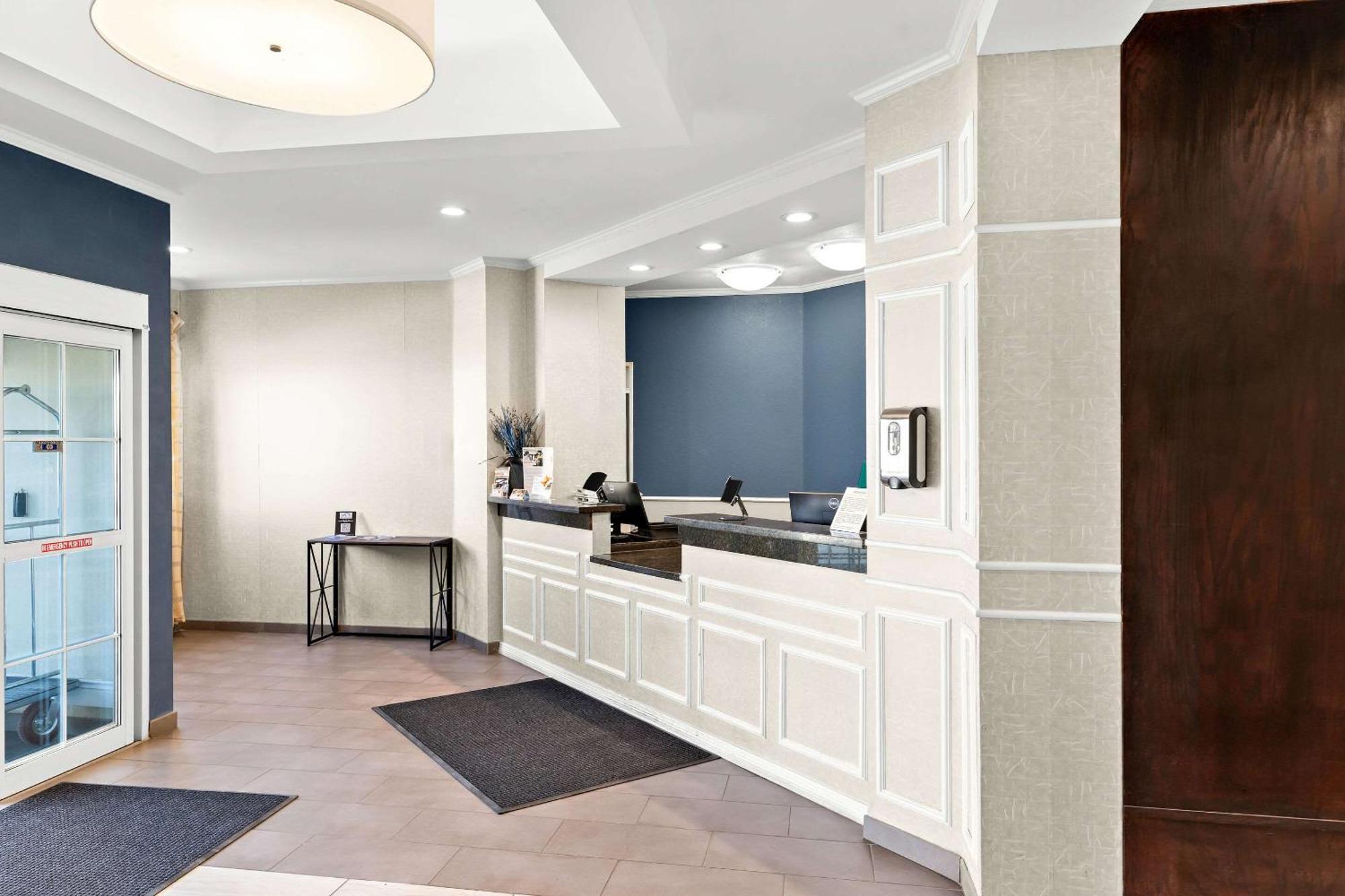 Quality Inn & Suites Big Spring Exteriör bild